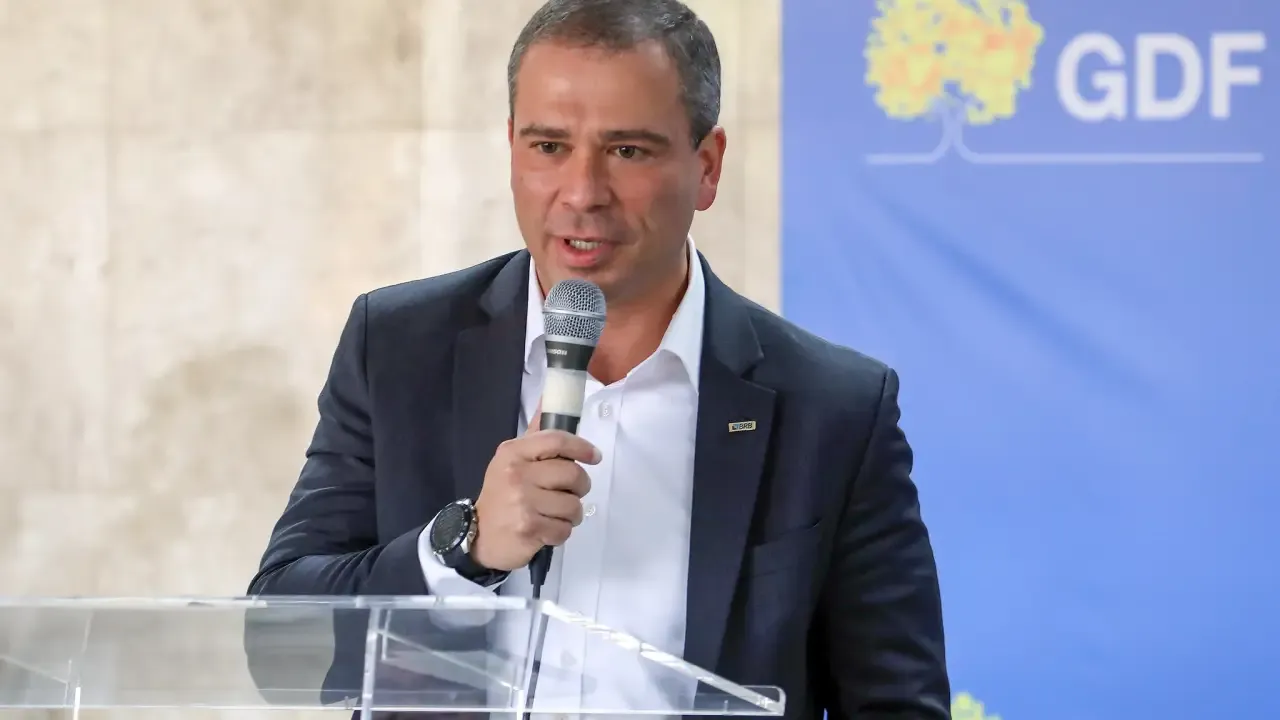 Delação do ex-chefe do BRB trava e alivia cúpula do DF